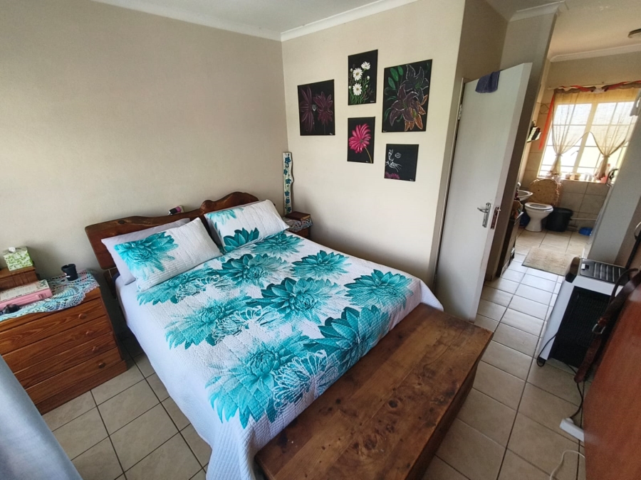2 Bedroom Property for Sale in Modderfontein AH North West